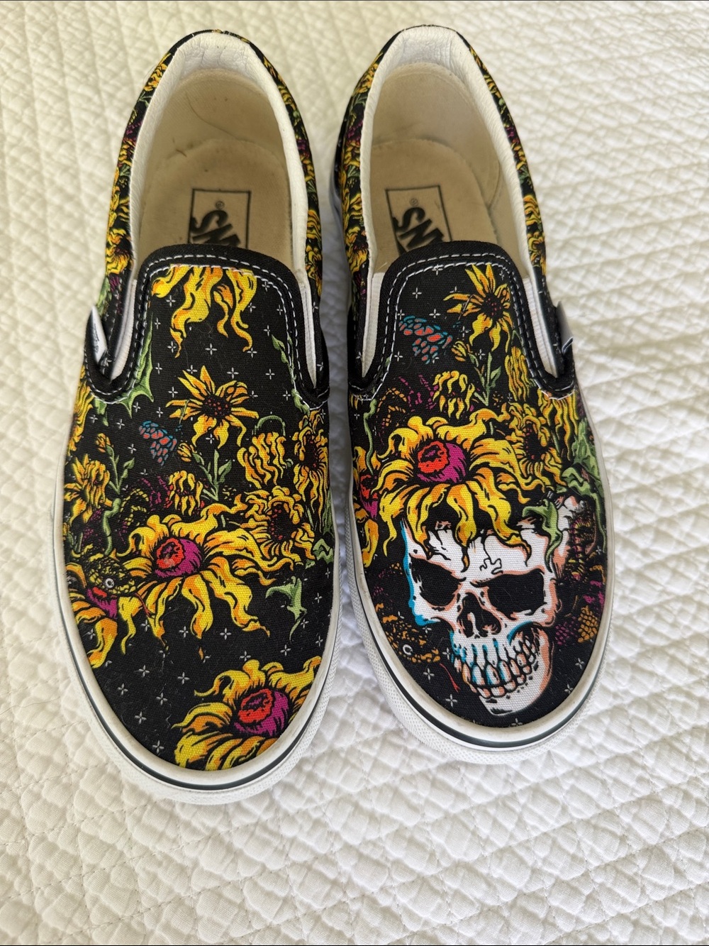 Women's Sz 8.5, Vans Classic Slip-On Sunflower Skull Shoes, EUC